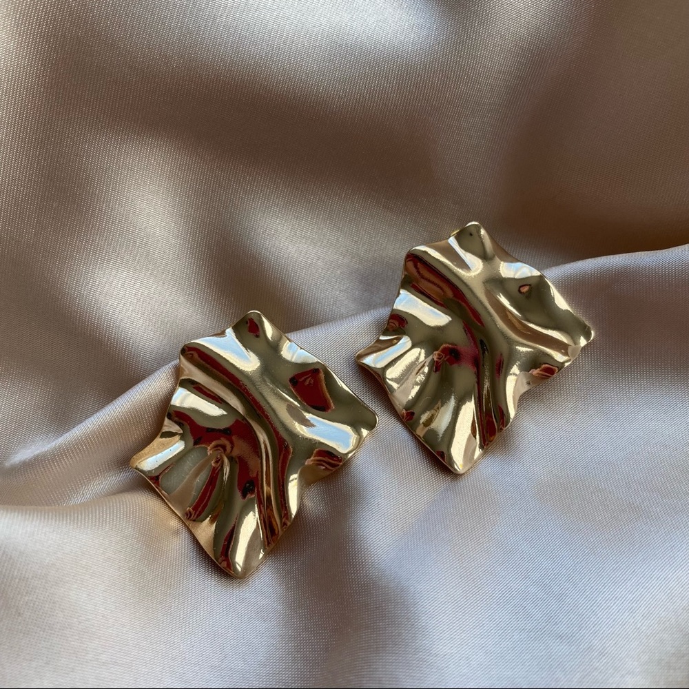 ❤️‍🔥𝕤𝕒𝕝𝕖❤️‍🔥🦋golden earrings - Picture 7 of 8